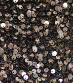 Detailansicht Paillettenstoff gold