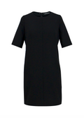 Schwarzes Multiplyfashion Shiftkleid mit 3/4 Arm, knielang aus Viskose-Mischgewebe mit Rundhalsausschnitt.
